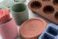 Detalle del material de silicona alimentaria utilizado en productos para el contacto con alimentos.